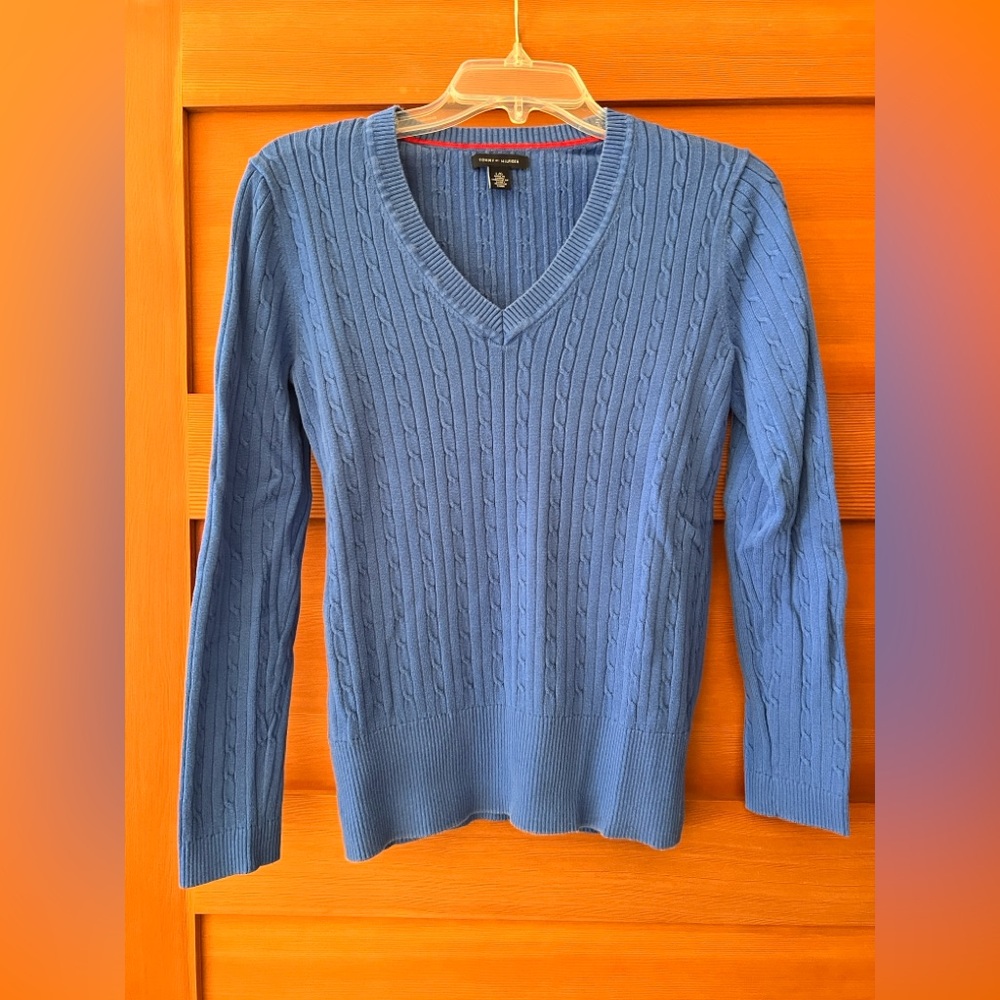 Tommy Hilfiger Blue V-Neck Cable Knit Sweater Size Large